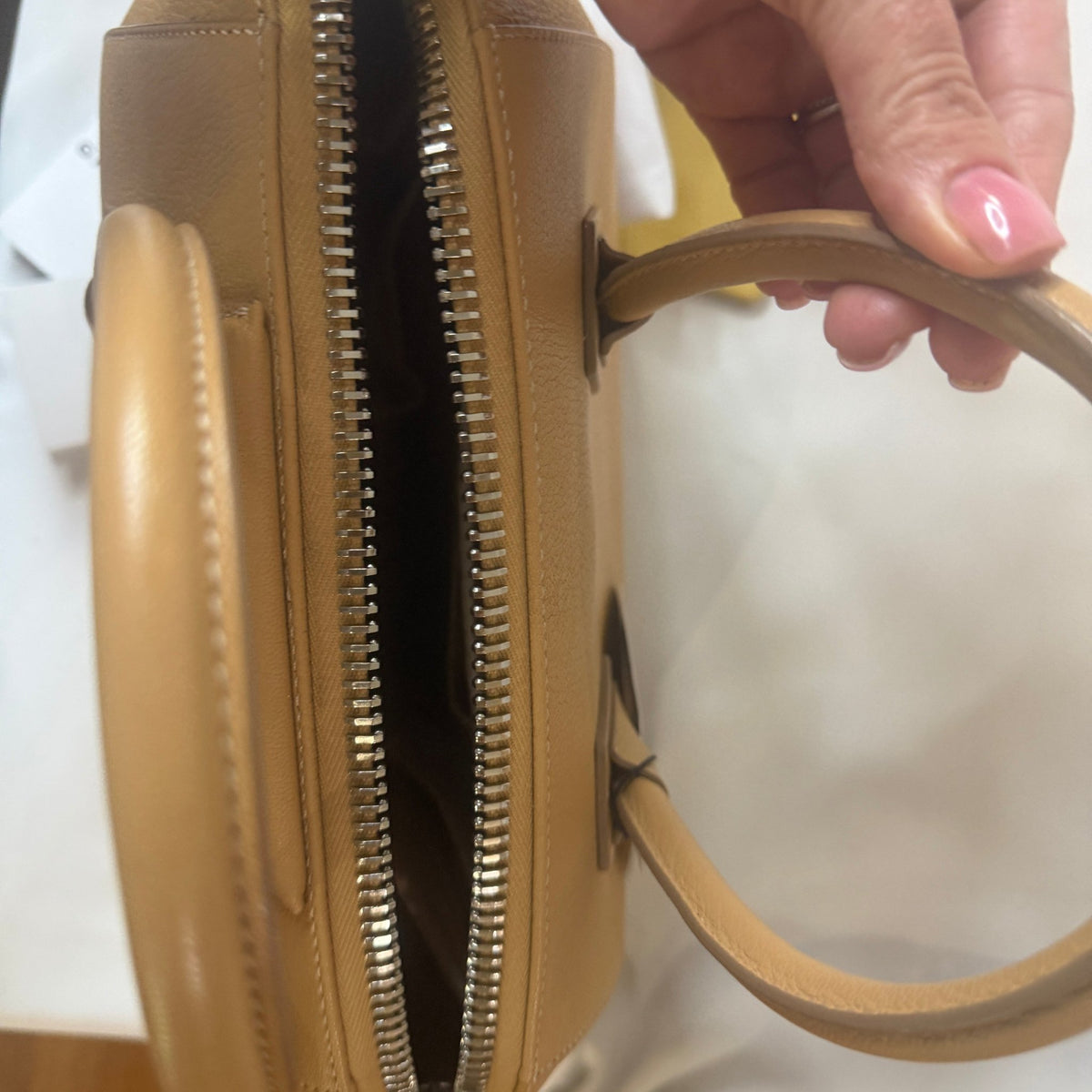 Givenchy Small Antigona Handbag — Beige/Tan, with Strap & Dust Bag - Vale & Row
