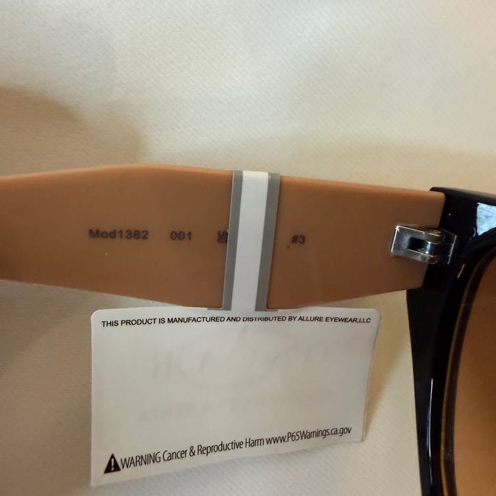 Oscar De La Renta NEW with TagsOversized Sunglasses / RX Frames — Black/Brown Gradient - Vale & Row